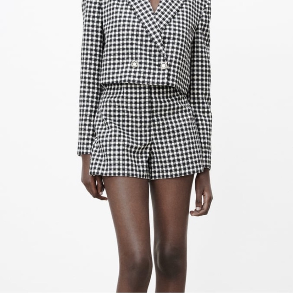 ZARA TEXTURED WEAVE PLAID SHORTS
BLACK / WHITE